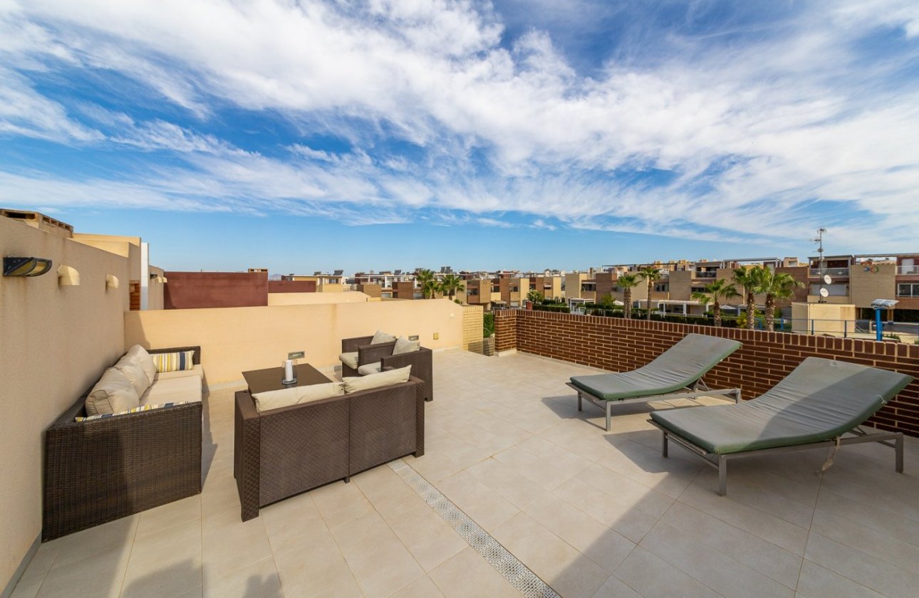 Resale - Town House -
Torrevieja - Sector 25