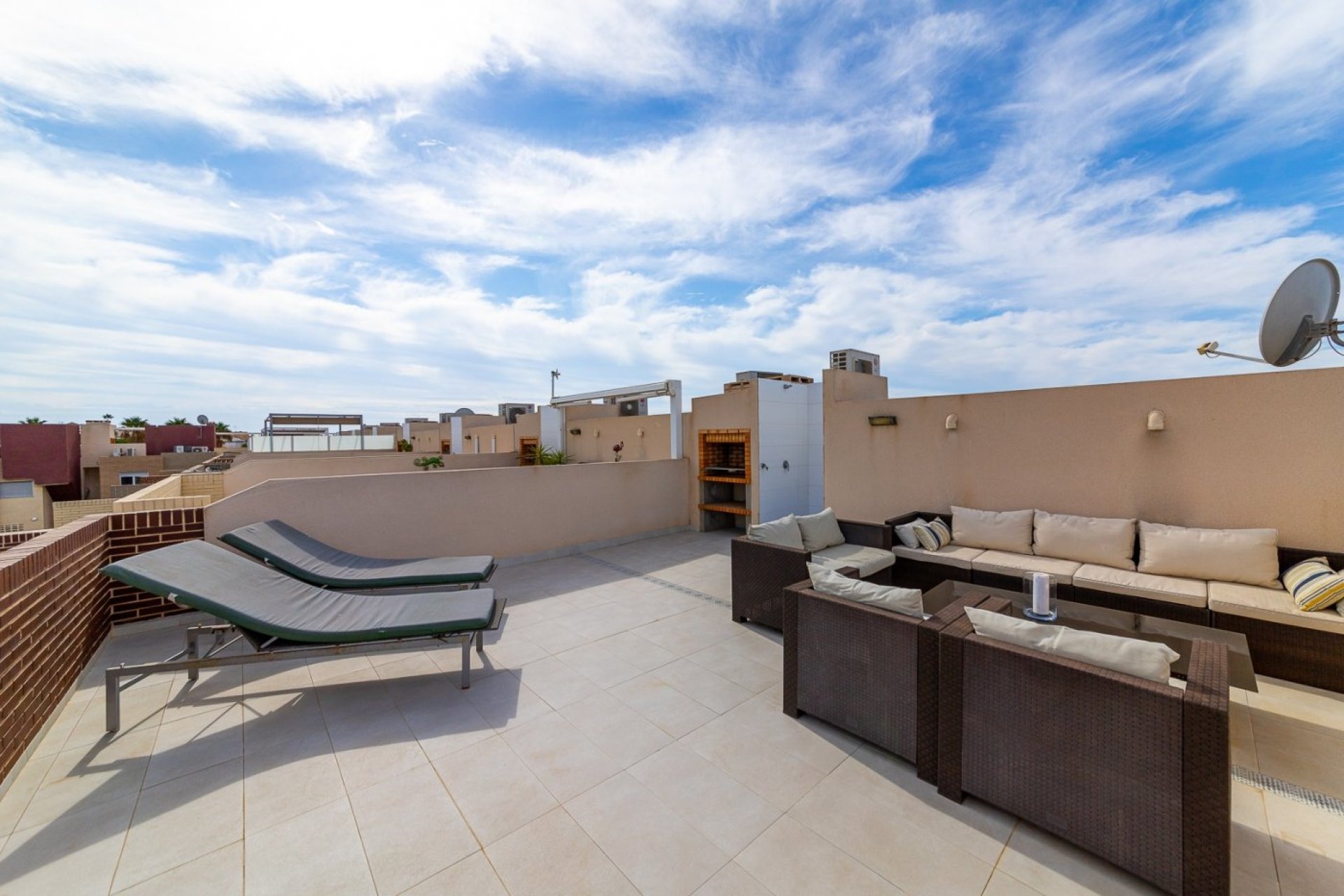 Resale - Town House -
Torrevieja - Sector 25