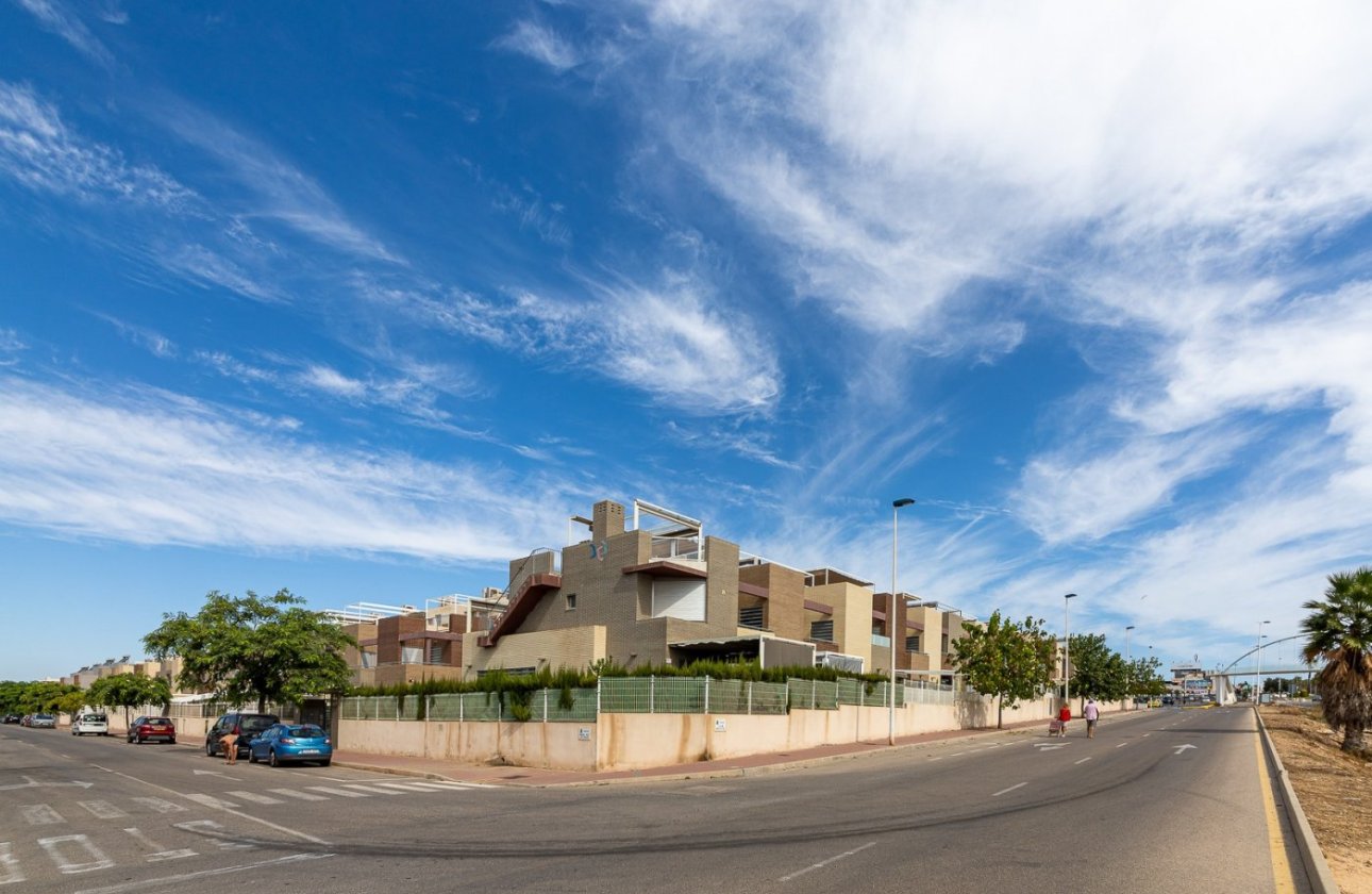 Resale - Town House -
Torrevieja - Sector 25