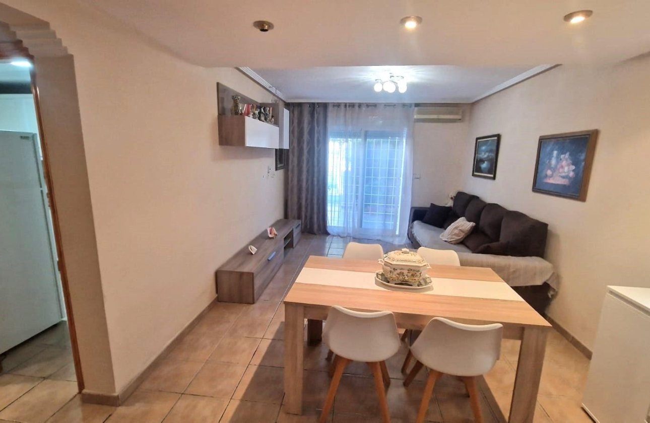 Resale - Town House -
Torrevieja - Torreblanca