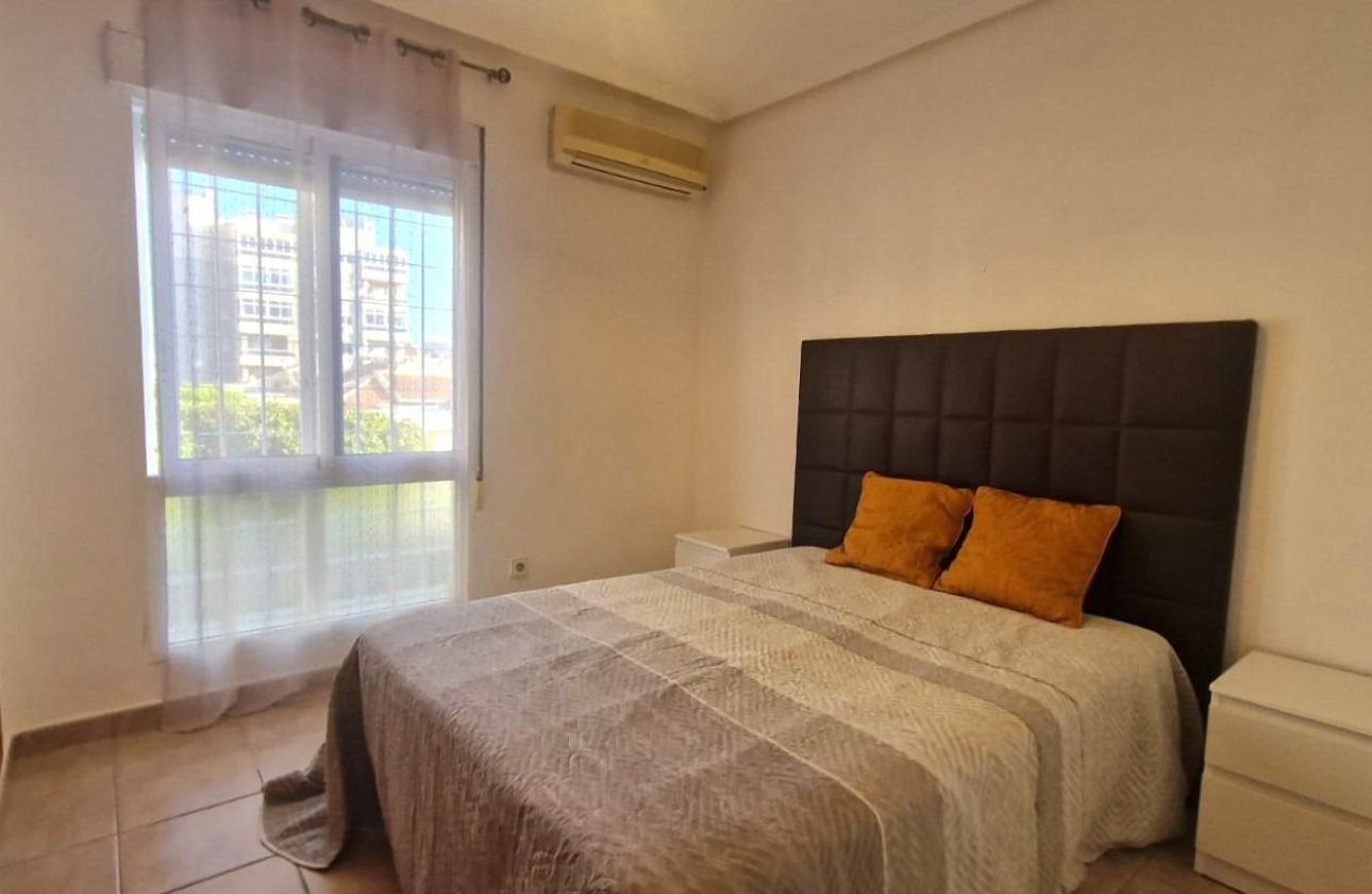 Resale - Town House -
Torrevieja - Torreblanca