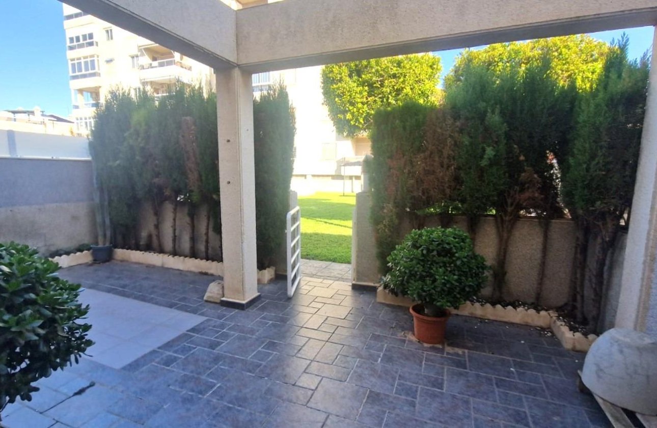 Resale - Town House -
Torrevieja - Torreblanca