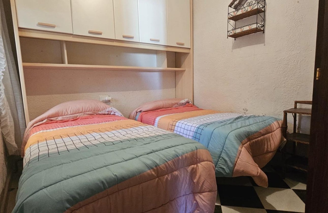 Resale - Town House -
Torrevieja - Torreta Florida
