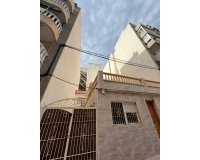 Resale - Town House -
Torrevieja