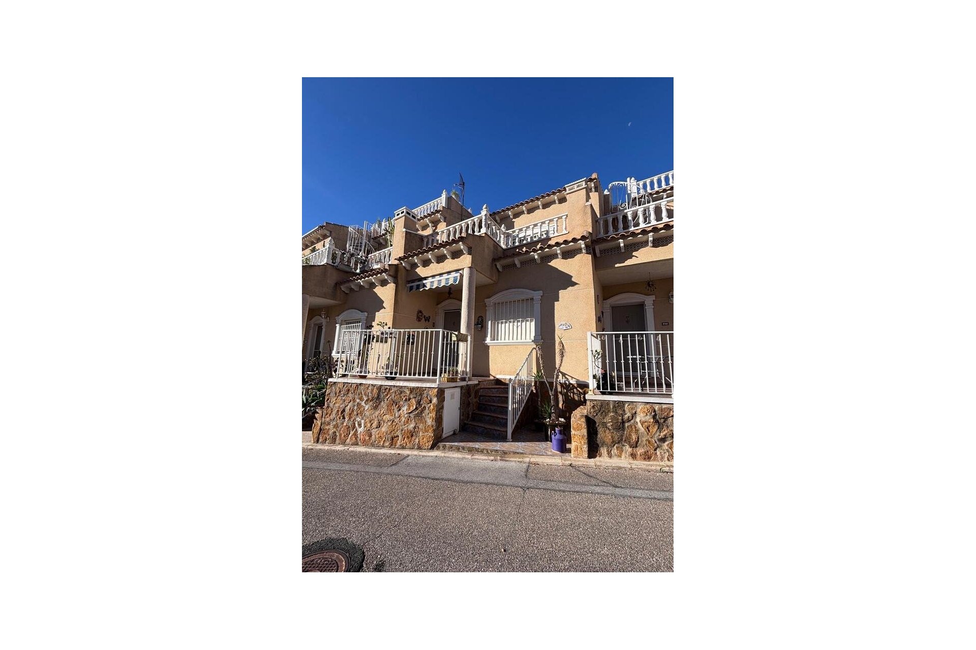 Resale - Town House -
Villamartin - Costa Blanca