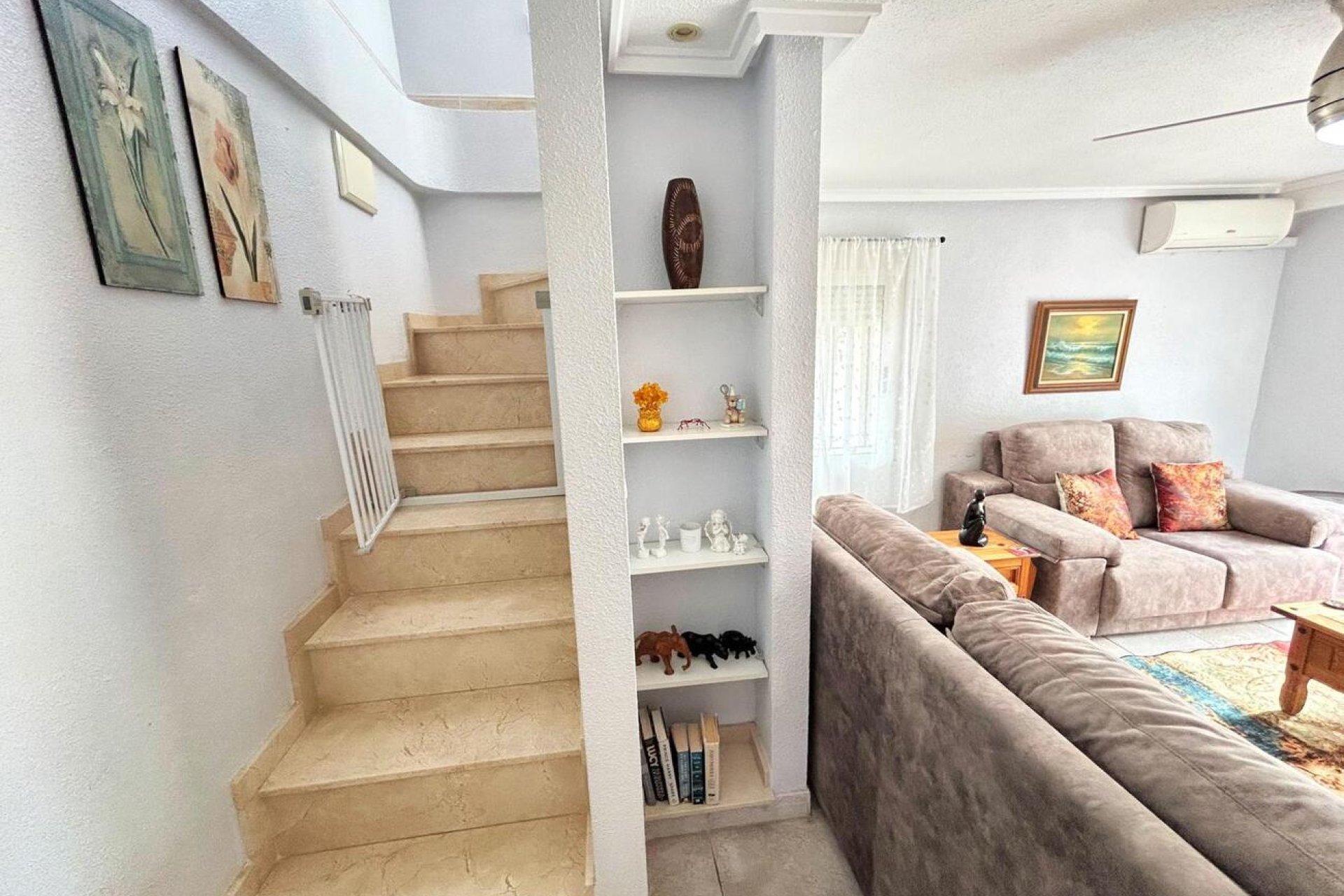 Resale - Town House -
Villamartin - Costa Blanca