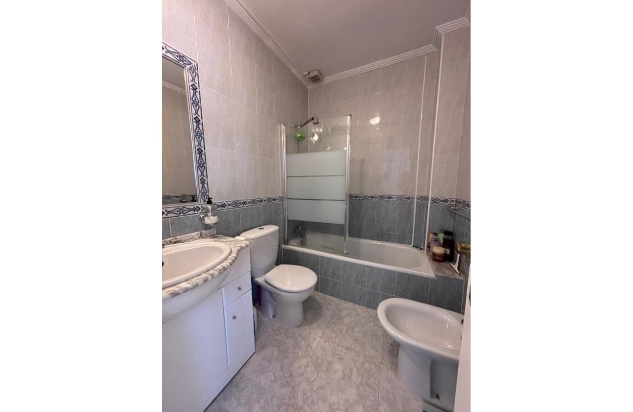 Resale - Town House -
Villamartin - Costa Blanca