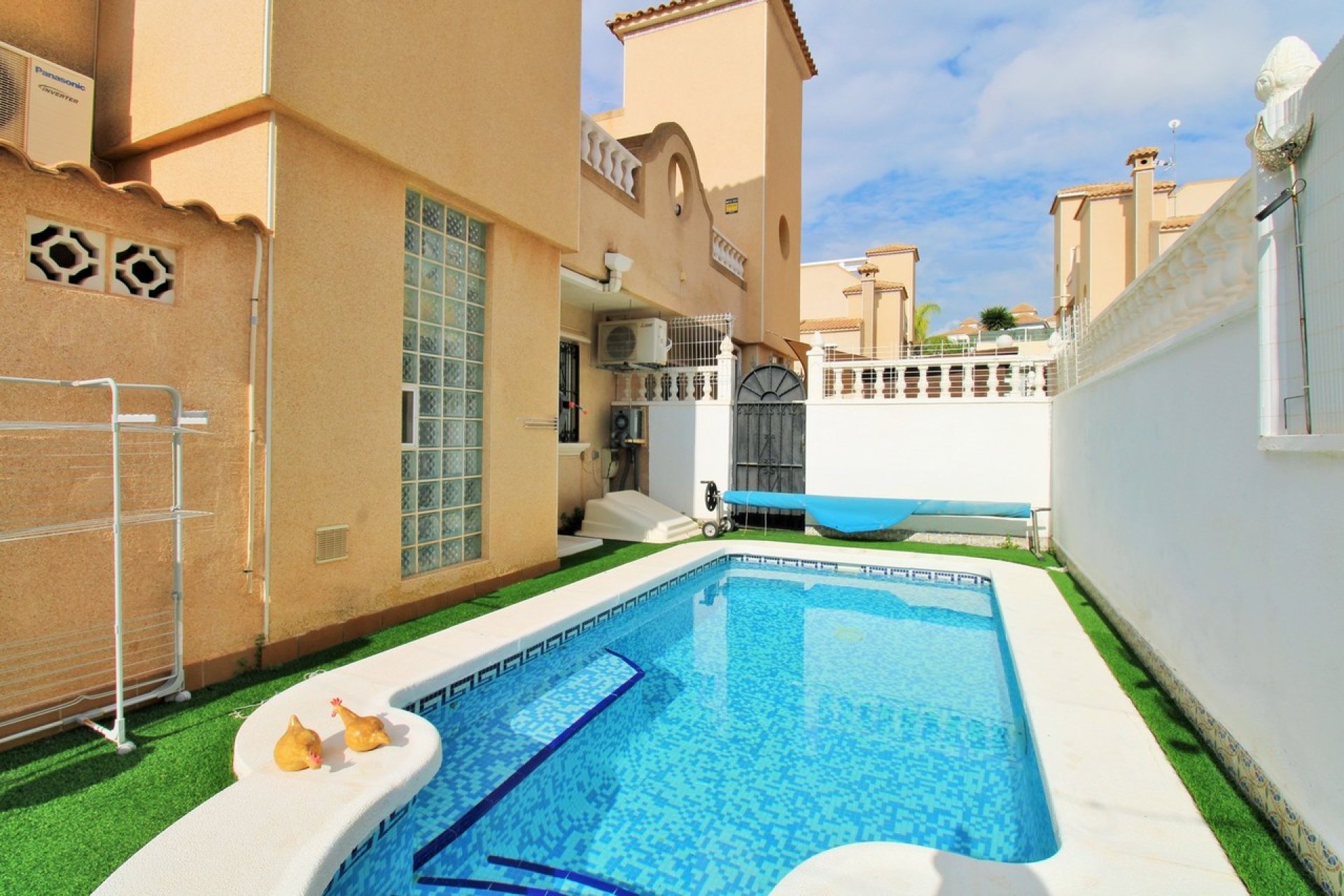 Resale - Town House -
Villamartin - Costa Blanca