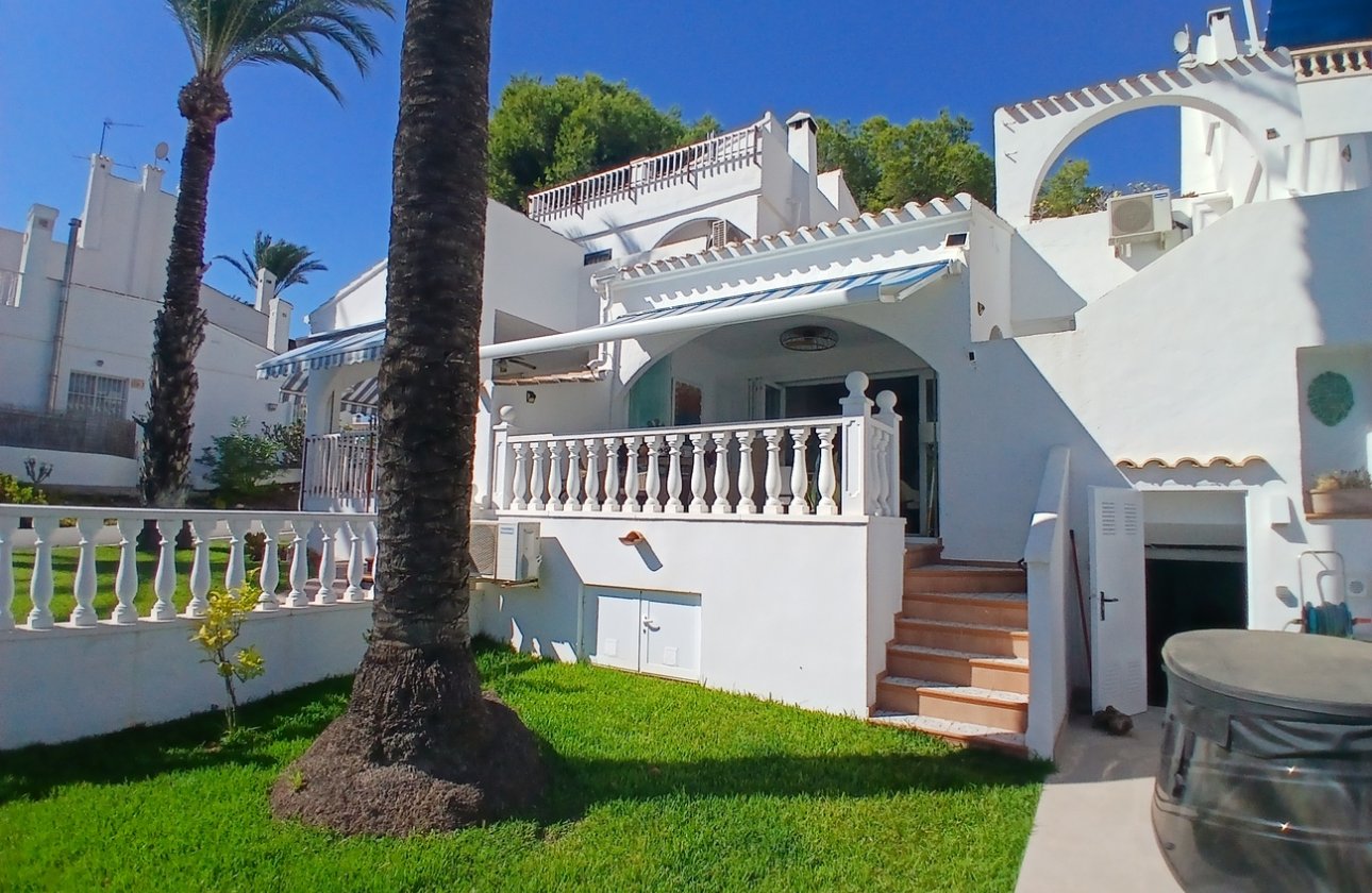 Resale - Town House -
Villamartin - Costa Blanca