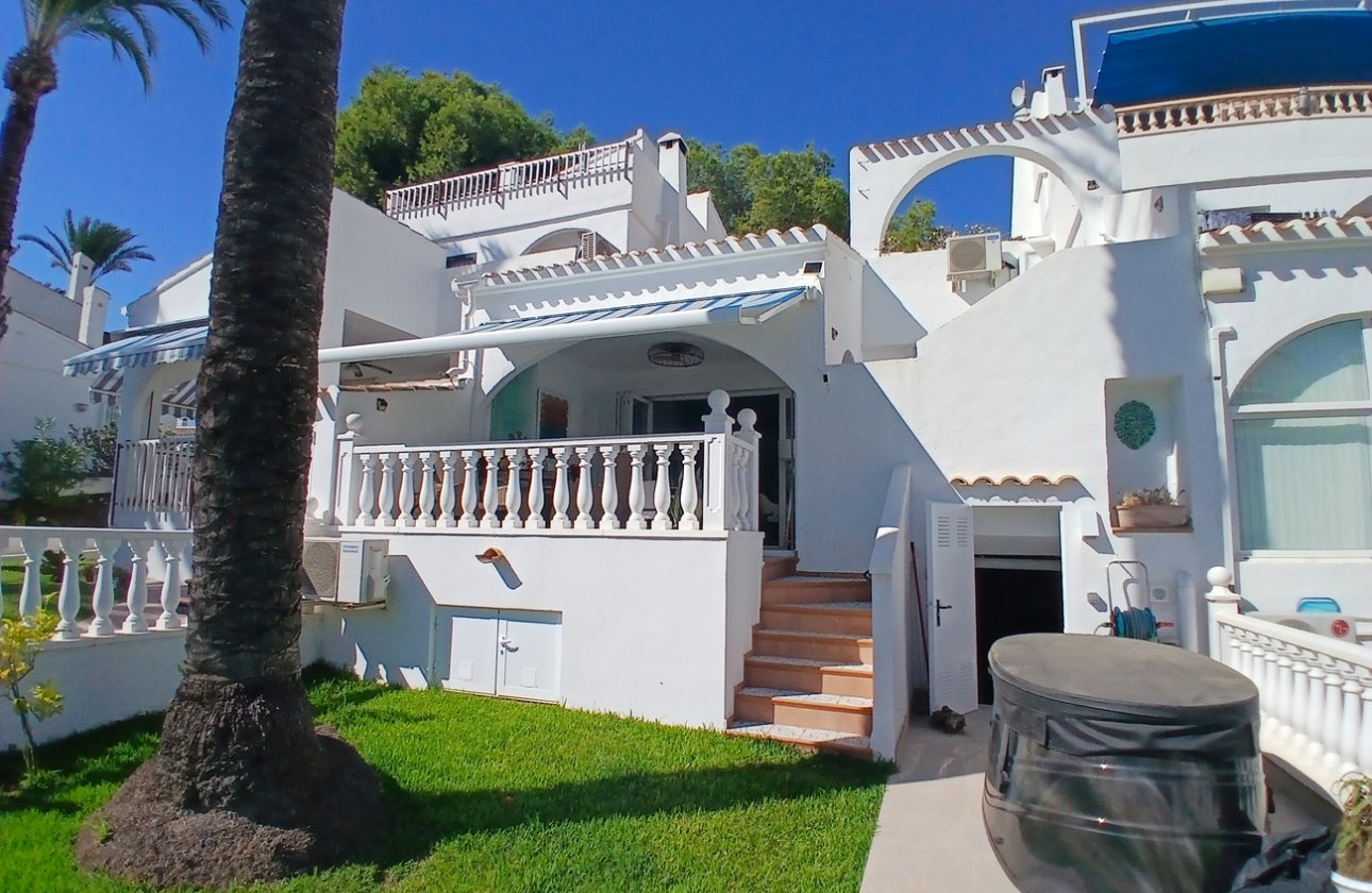 Resale - Town House -
Villamartin - Costa Blanca