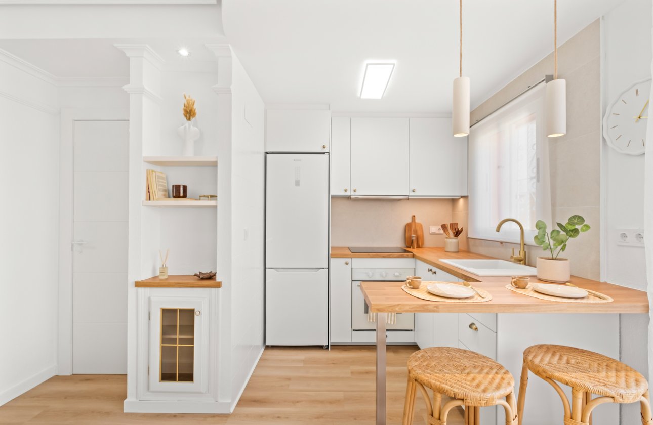 Resale - Town House -
Villamartin - Costa Blanca