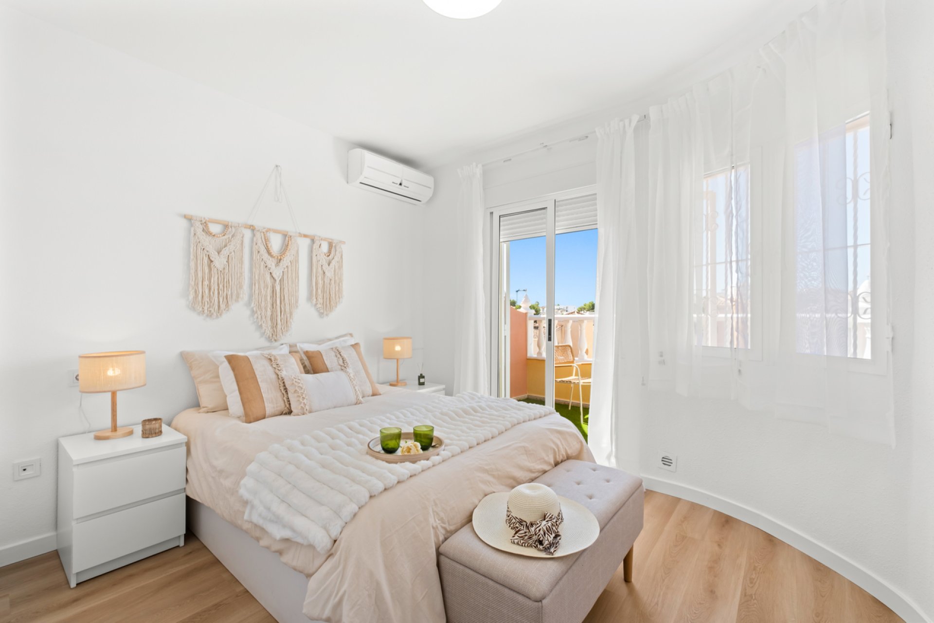 Resale - Town House -
Villamartin - Costa Blanca