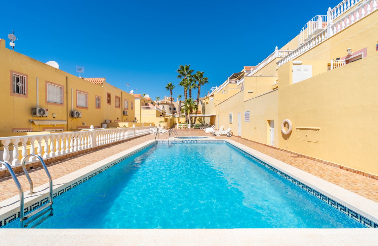 Resale - Town House -
Villamartin - Costa Blanca