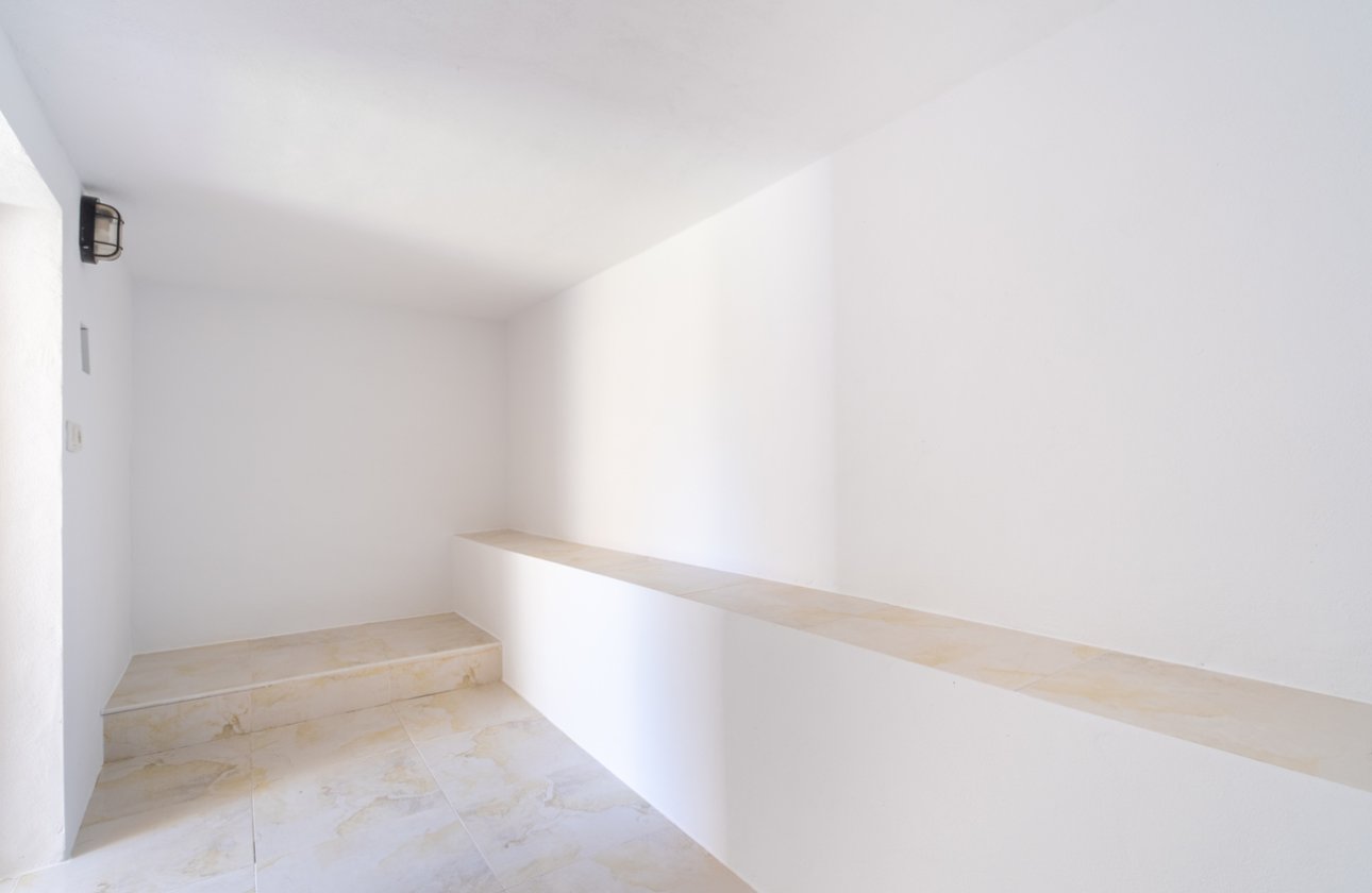 Resale - Town House -
Villamartin - Costa Blanca