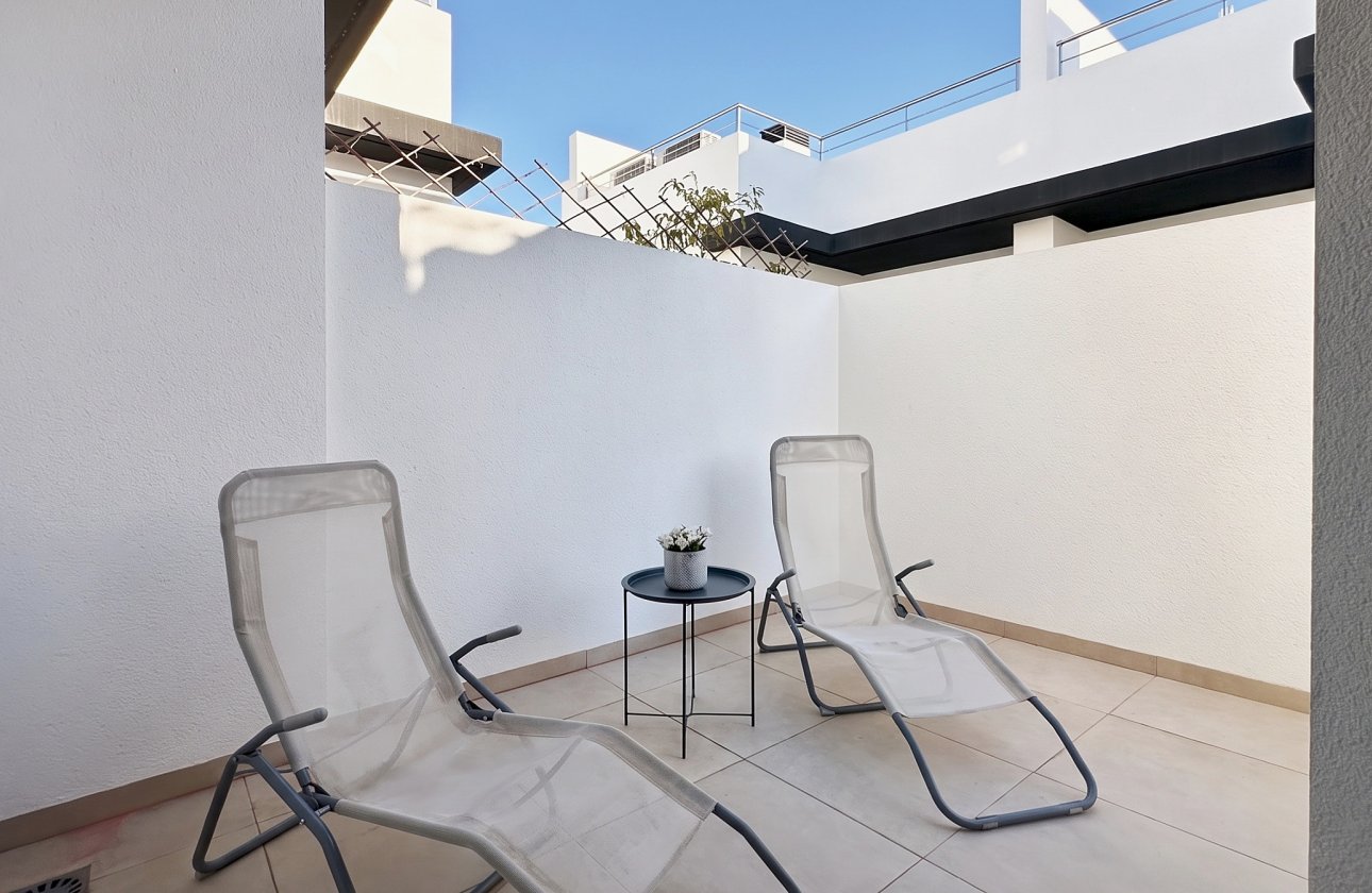 Resale - Town House -
Villamartin - Costa Blanca