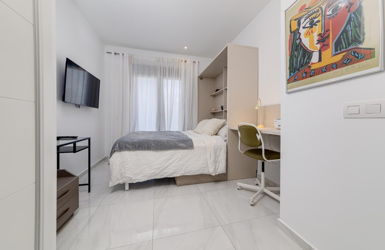 Resale - Town House -
Villamartin - Orihuela Costa