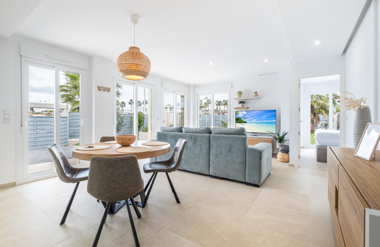 Resale - Townhouse -
Orihuela - Vistabella