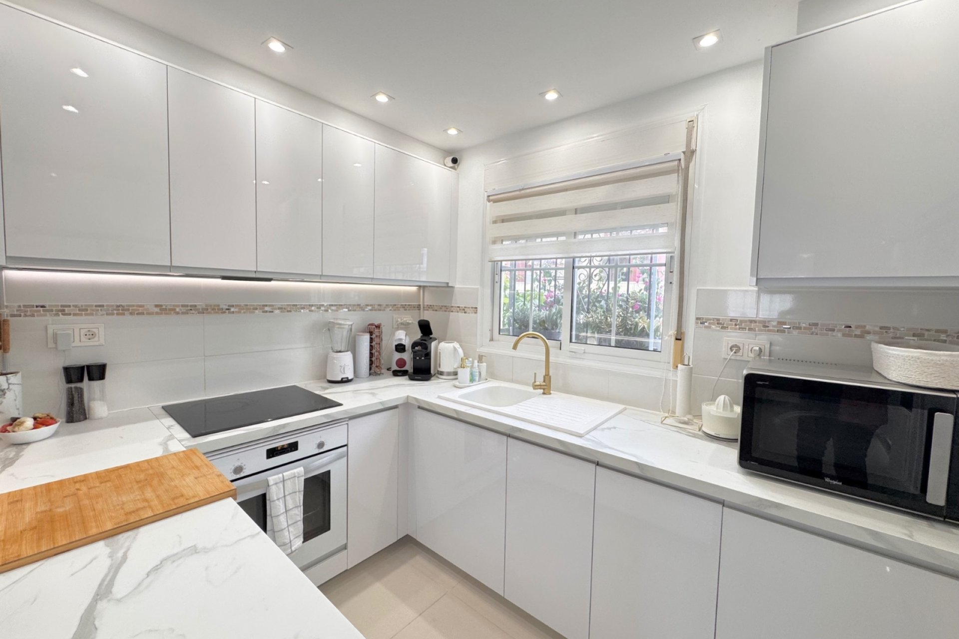 Resale - Villa -
Algorfa