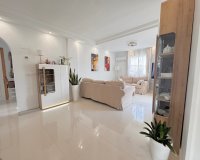Resale - Villa -
Algorfa