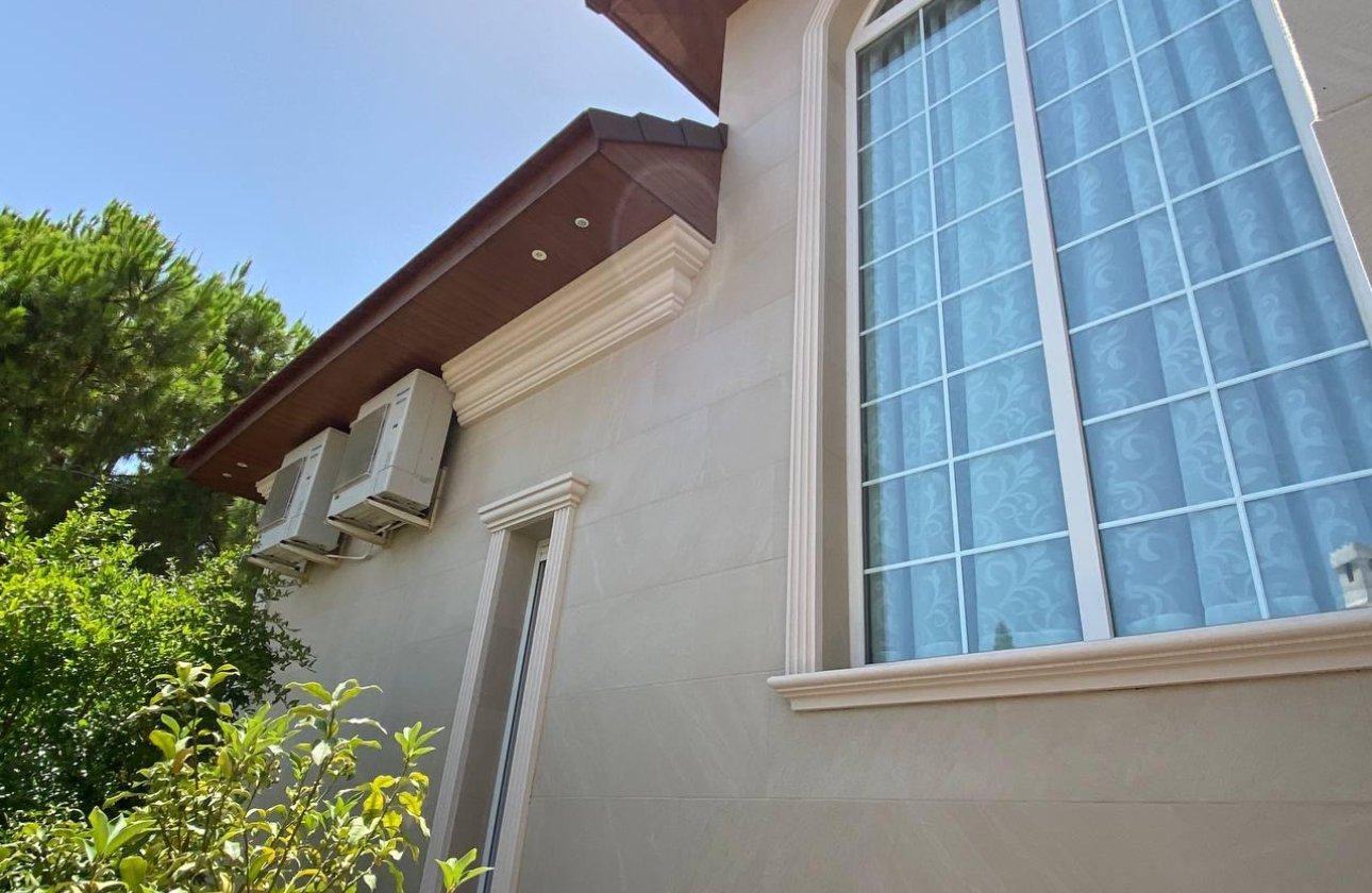 Resale - Villa -
Benijofar - Ciudad Quesada