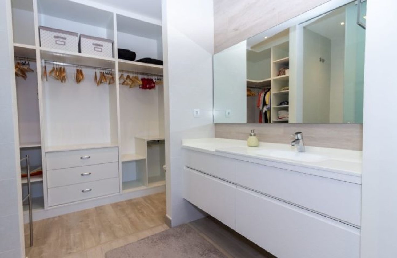 Resale - Villa -
Benijofar - Costa Blanca