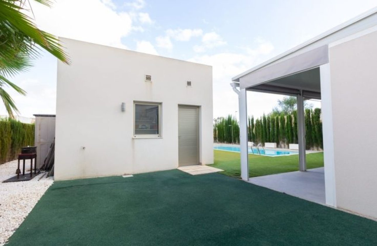 Resale - Villa -
Benijofar - Costa Blanca