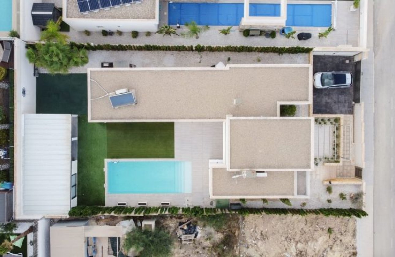 Resale - Villa -
Benijofar - Costa Blanca