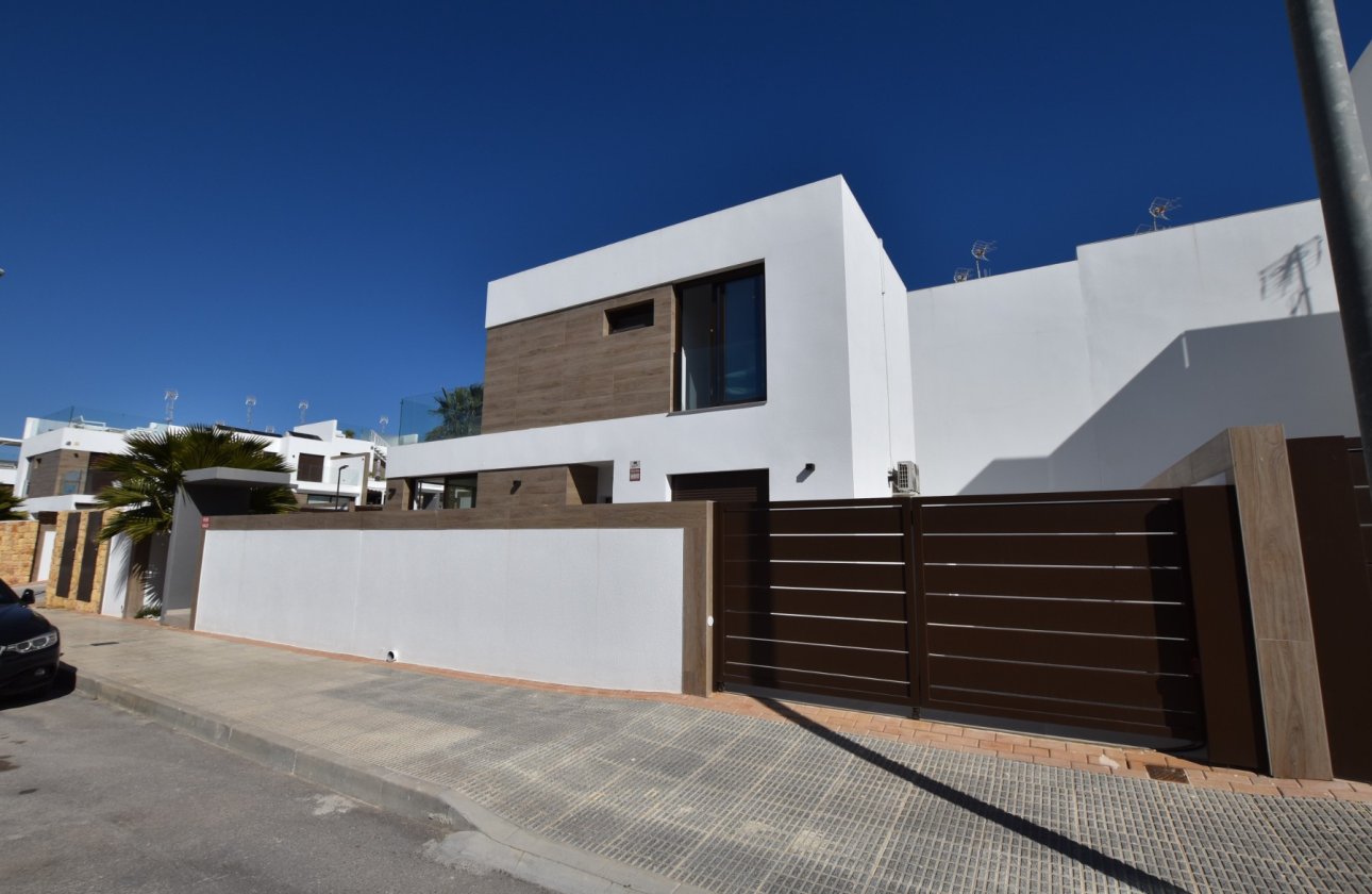 Resale - Villa -
Benijofar - Costa Blanca