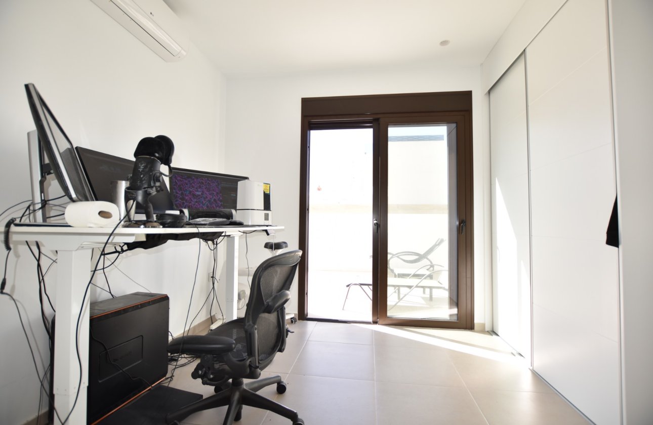 Resale - Villa -
Benijofar - Costa Blanca