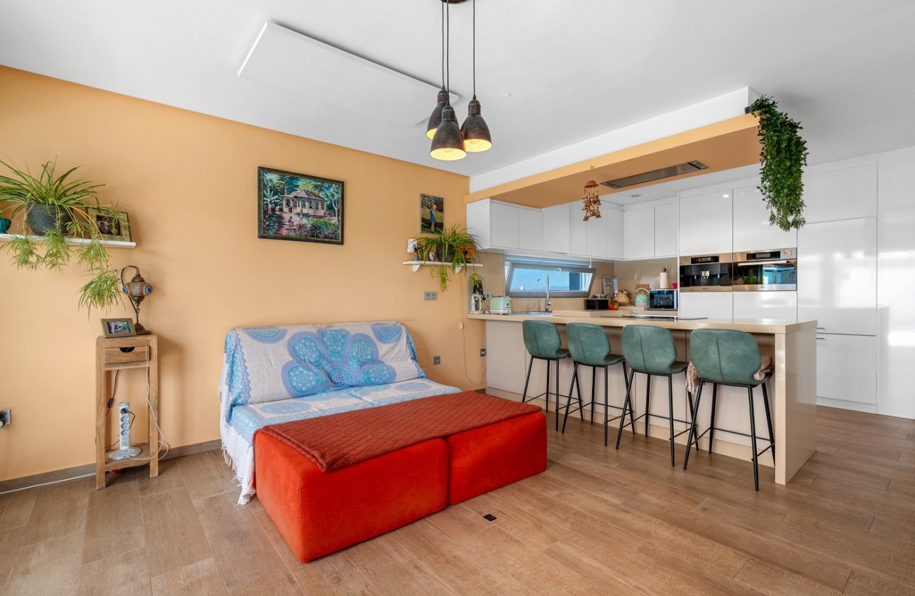 Resale - Villa -
Benijofar - Costa Blanca