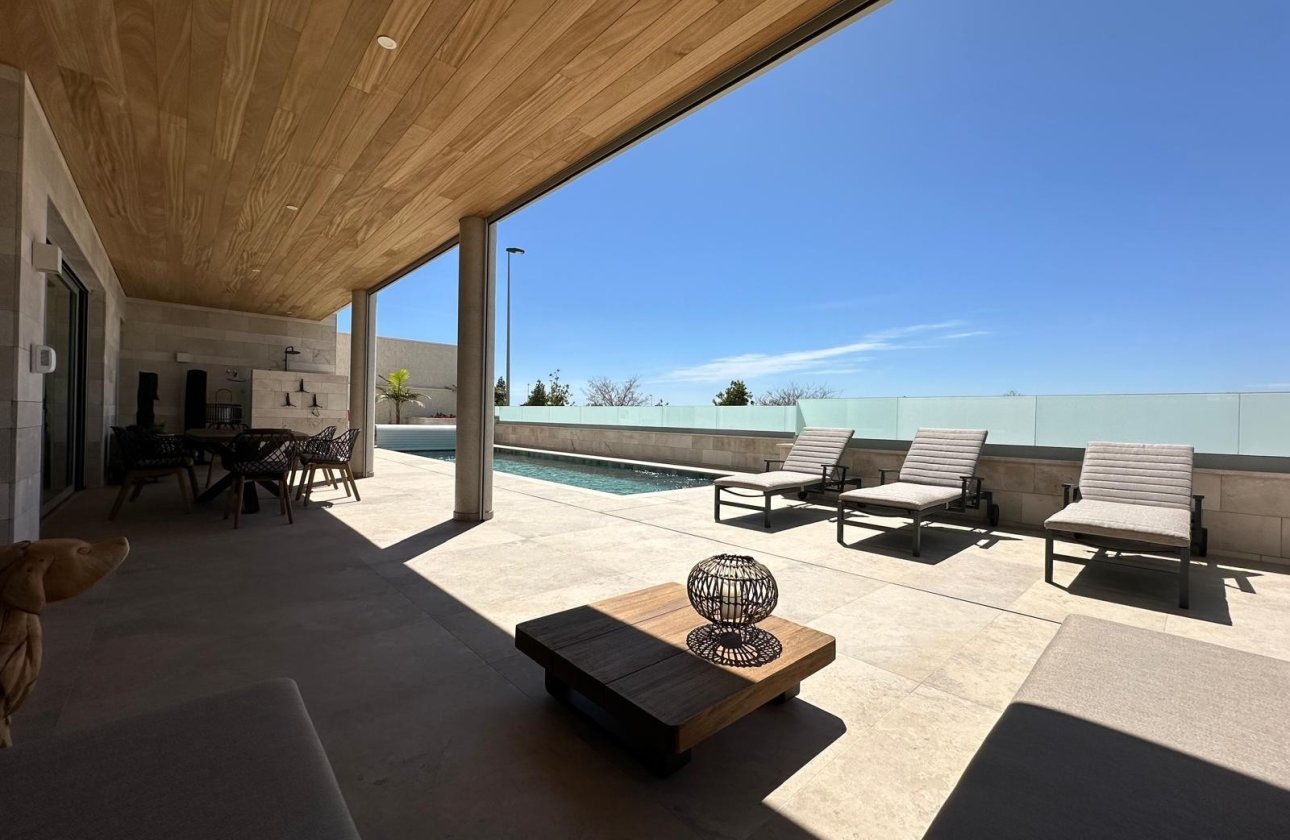 Resale - Villa -
Benijofar - Costa Blanca