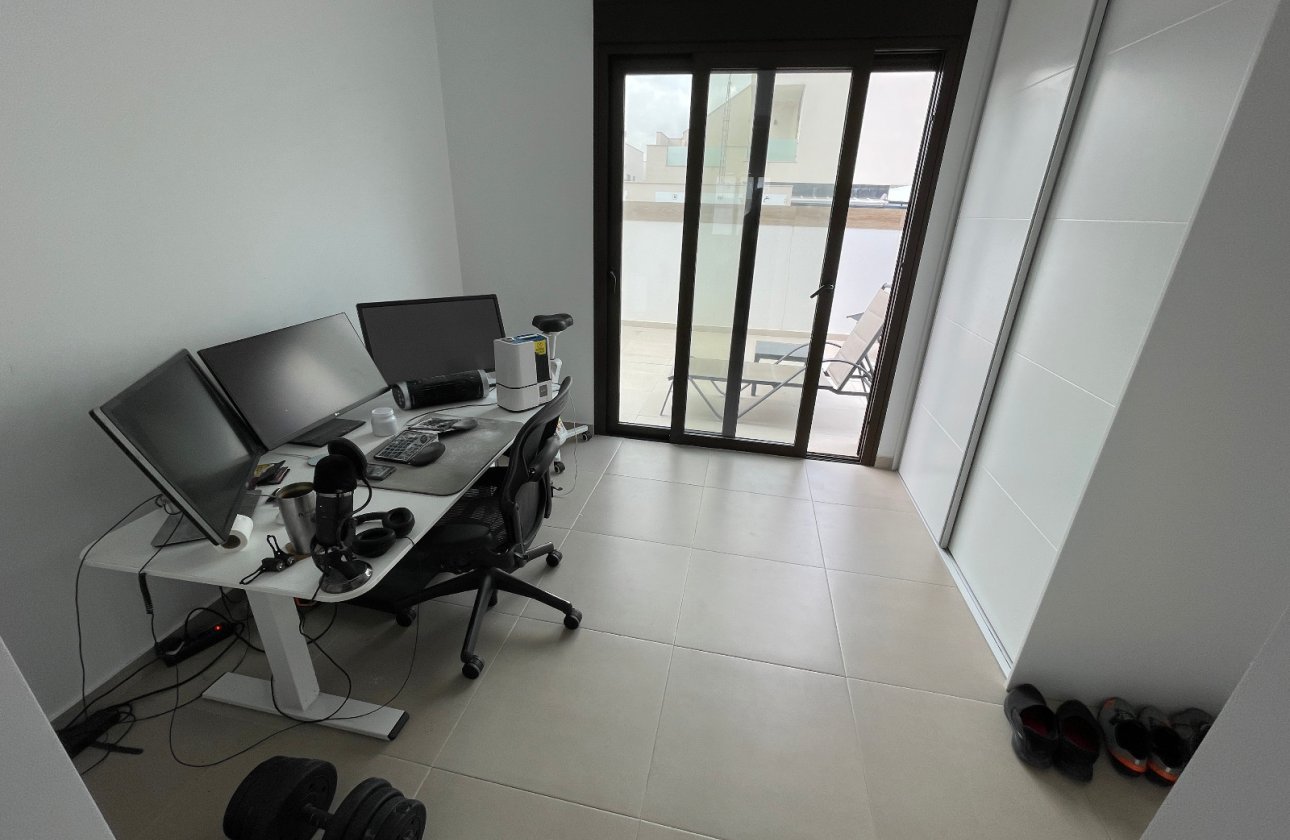 Resale - Villa -
Benijofar - Costa Blanca