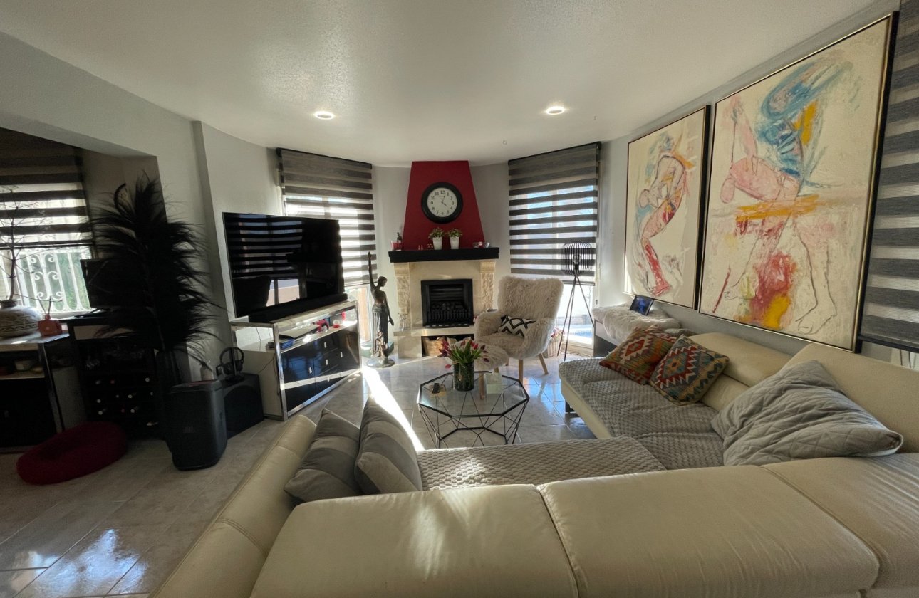 Resale - Villa -
Benijofar - Costa Blanca