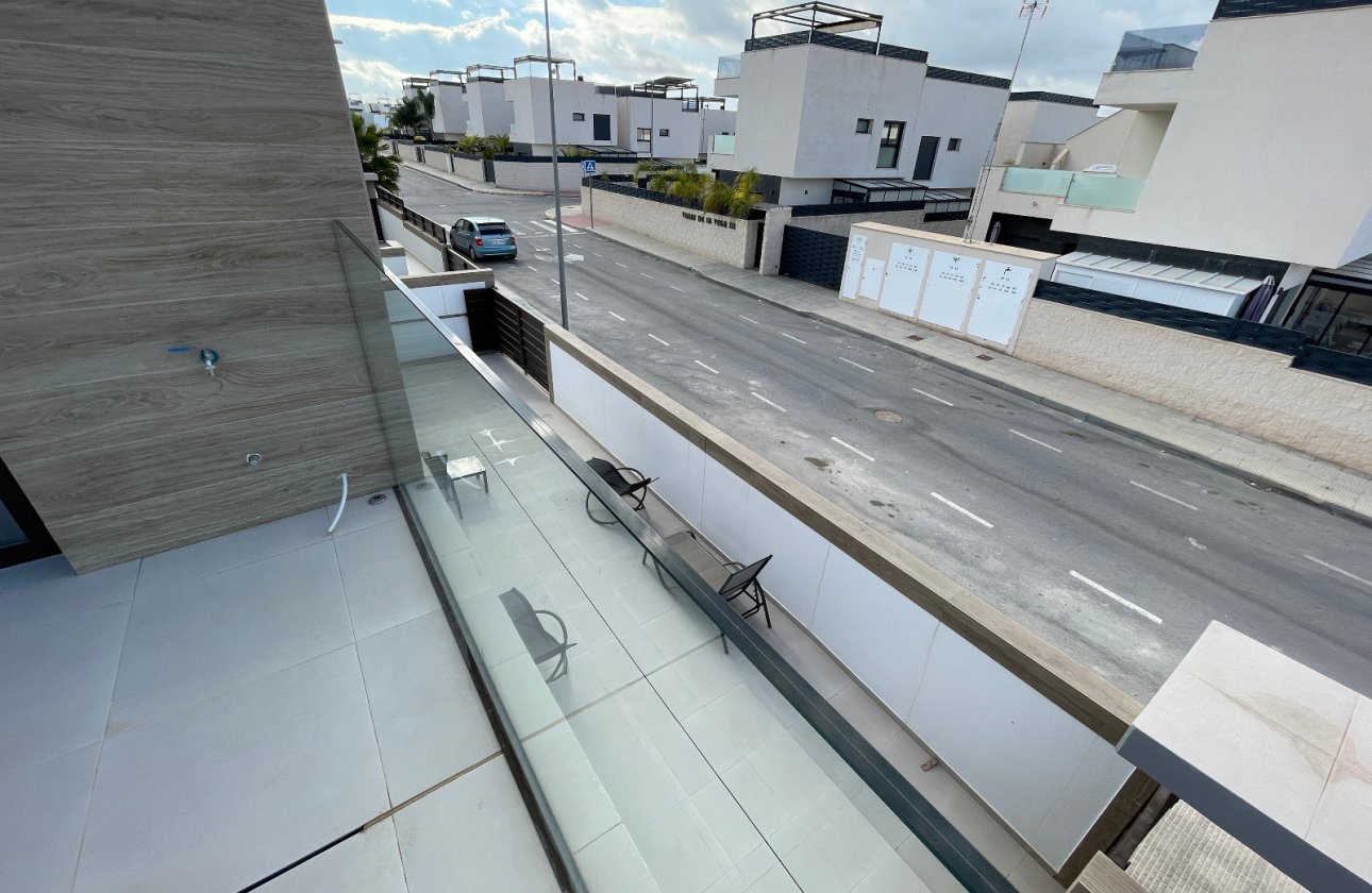 Resale - Villa -
Benijofar - Costa Blanca