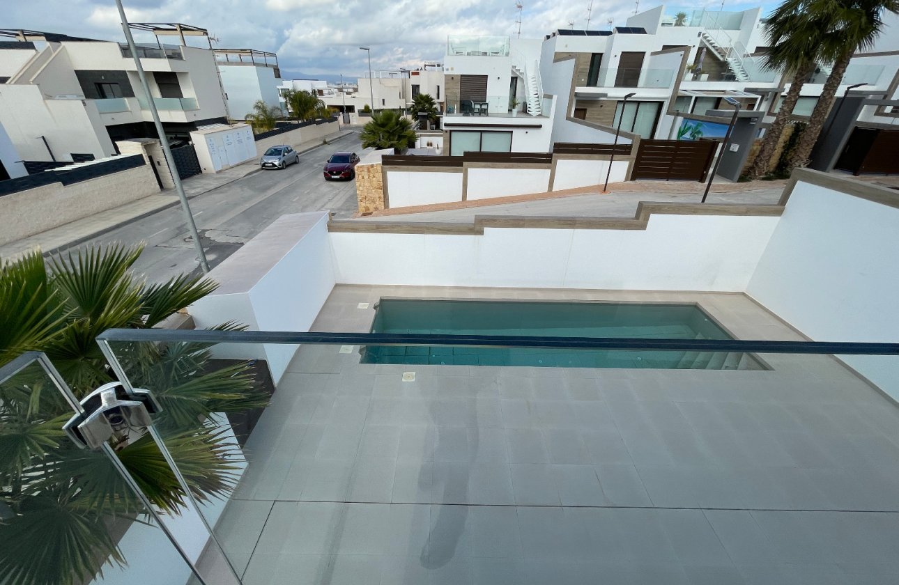 Resale - Villa -
Benijofar - Costa Blanca