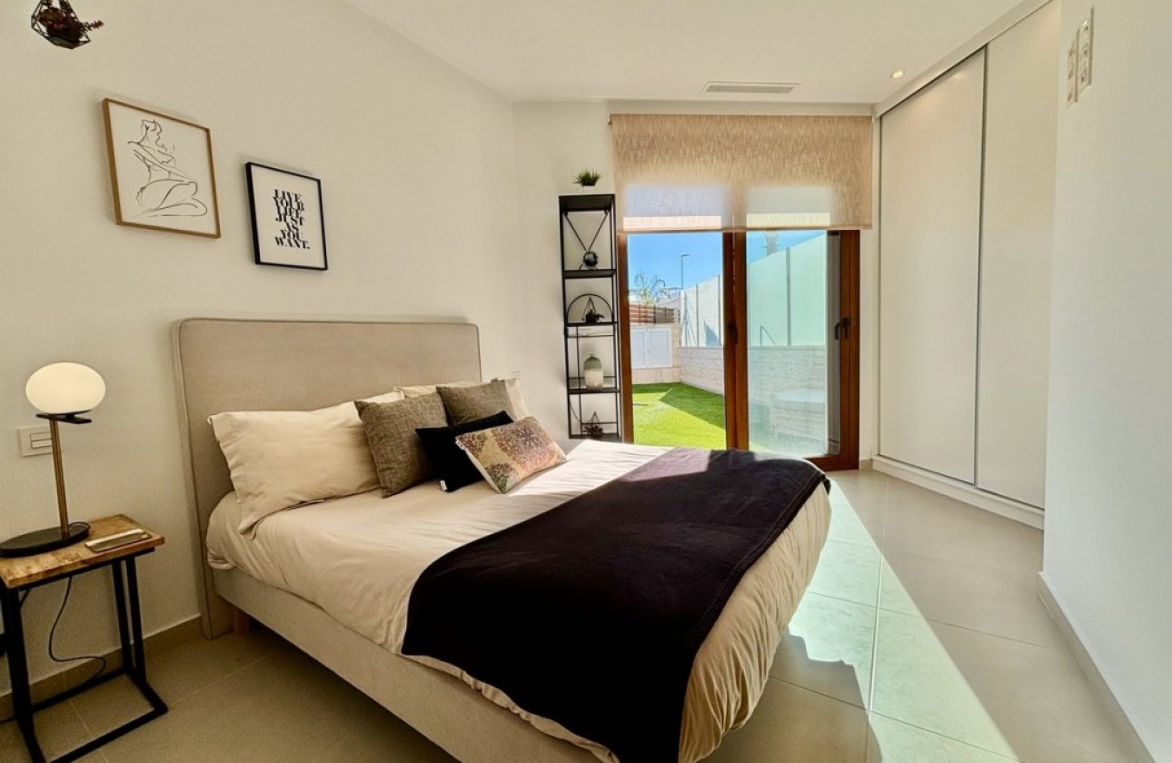 Resale - Villa -
Benijofar - Costa Blanca