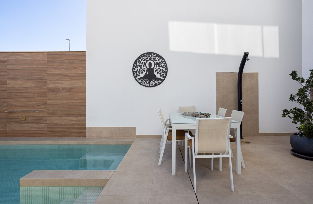 Resale - Villa -
Benijofar - Costa Blanca