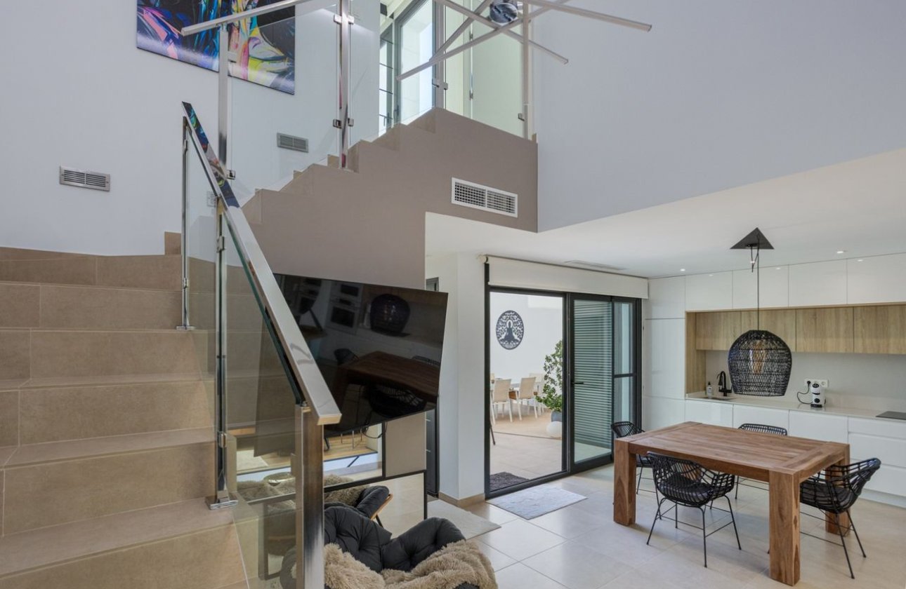 Resale - Villa -
Benijofar - Costa Blanca