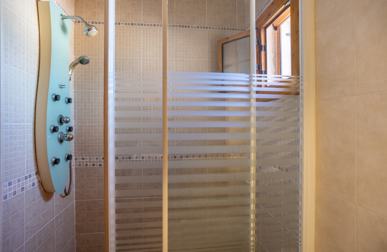 Resale - Villa -
Benijofar - Costa Blanca