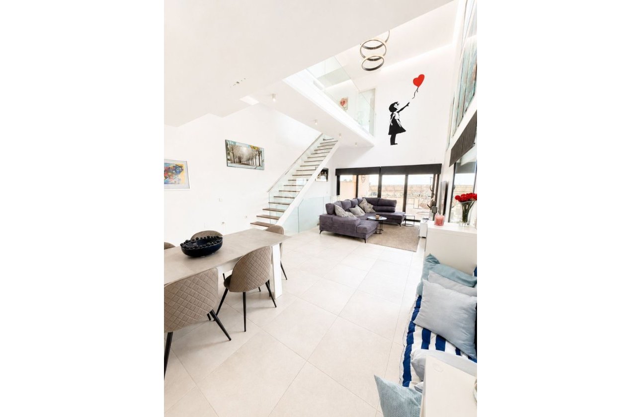 Resale - Villa -
Benijofar - Costa Blanca