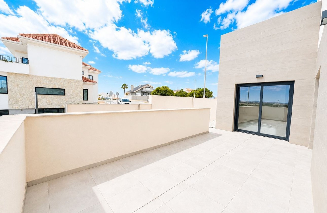 Resale - Villa -
Benijofar - Costa Blanca