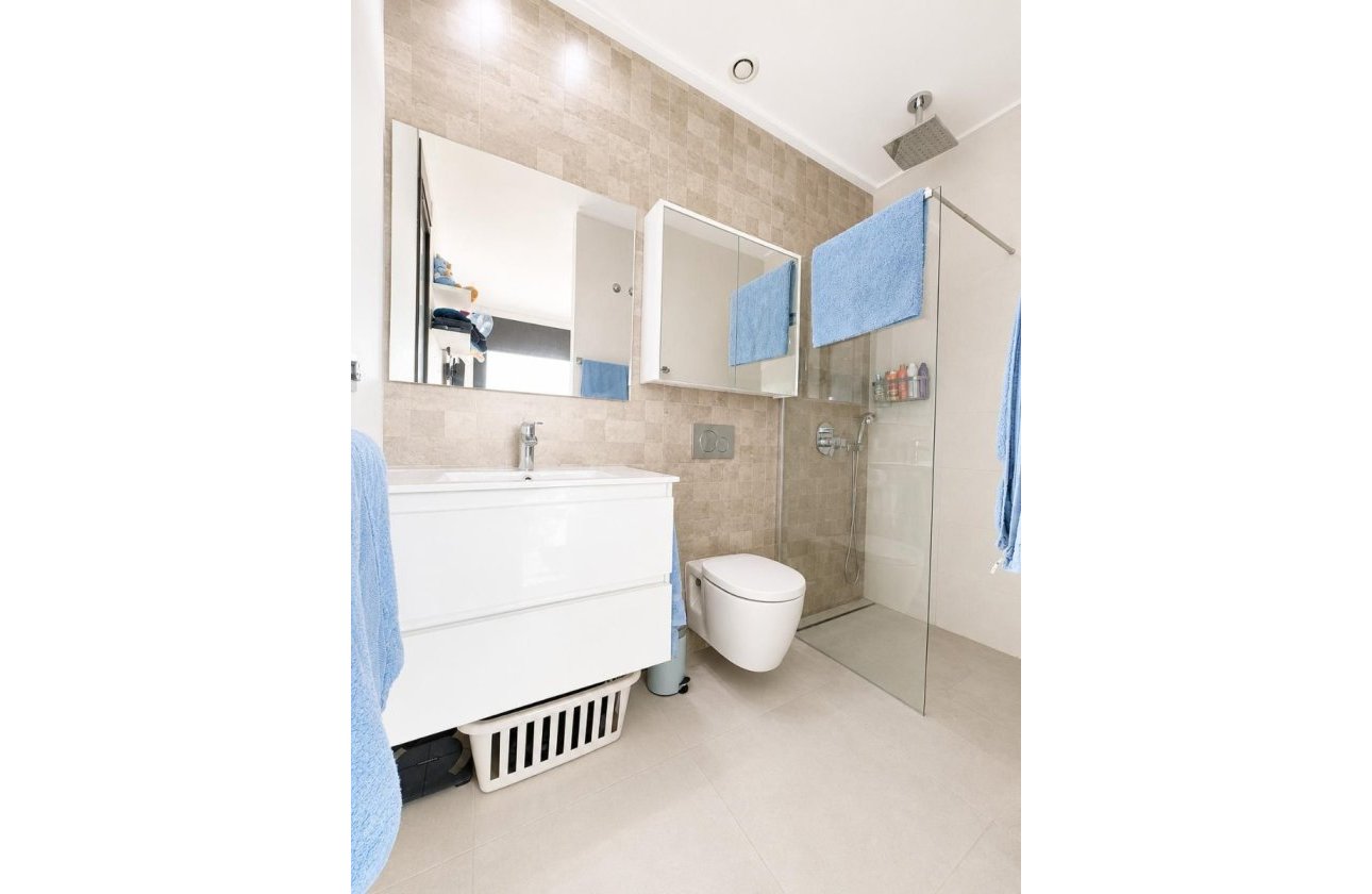 Resale - Villa -
Benijofar - Costa Blanca