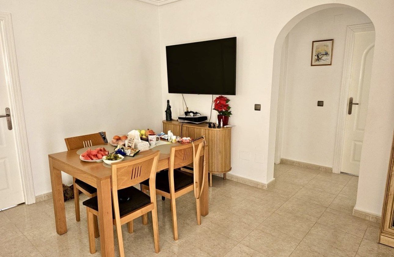 Resale - Villa -
Benijofar - Costa Blanca
