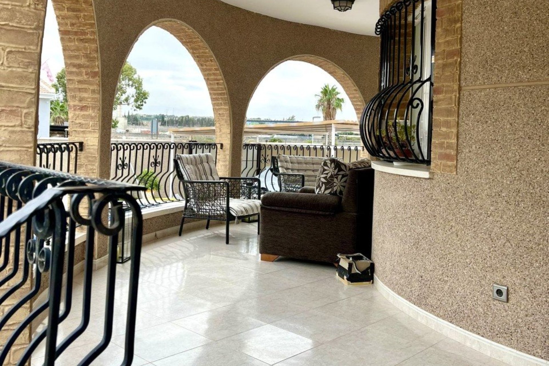 Resale - Villa -
Benijofar - Costa Blanca