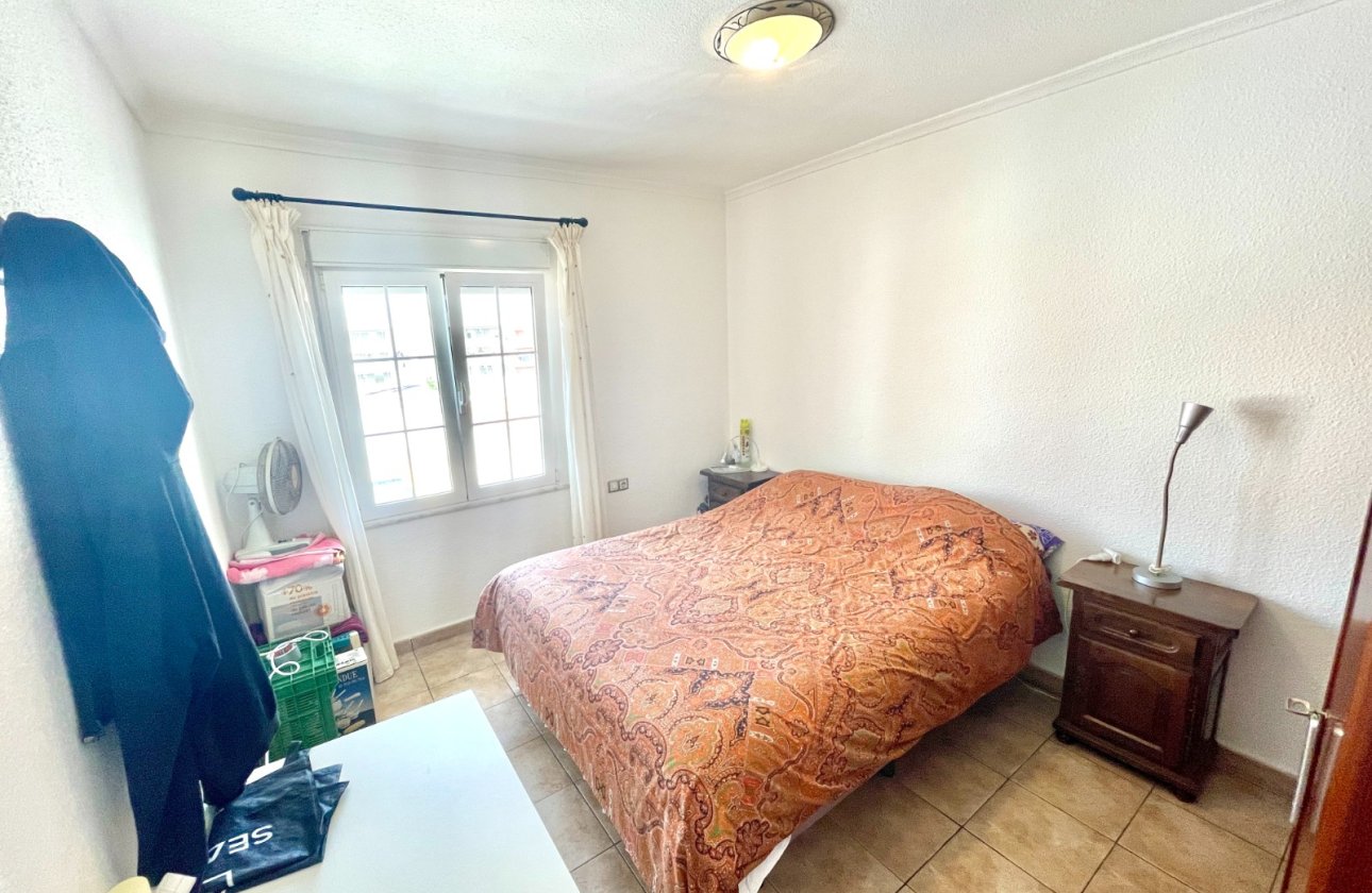 Resale - Villa -
Benijofar - Costa Blanca