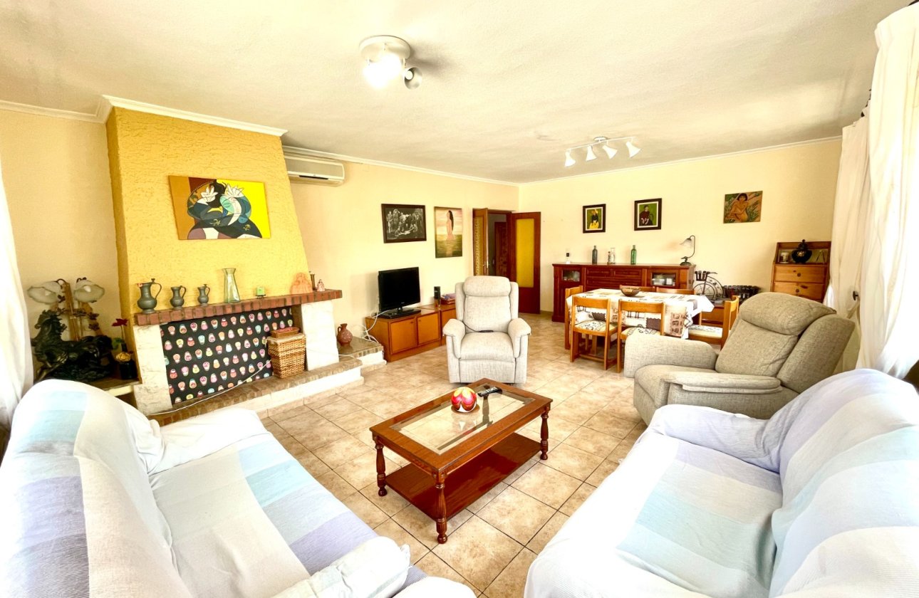 Resale - Villa -
Benijofar - Costa Blanca