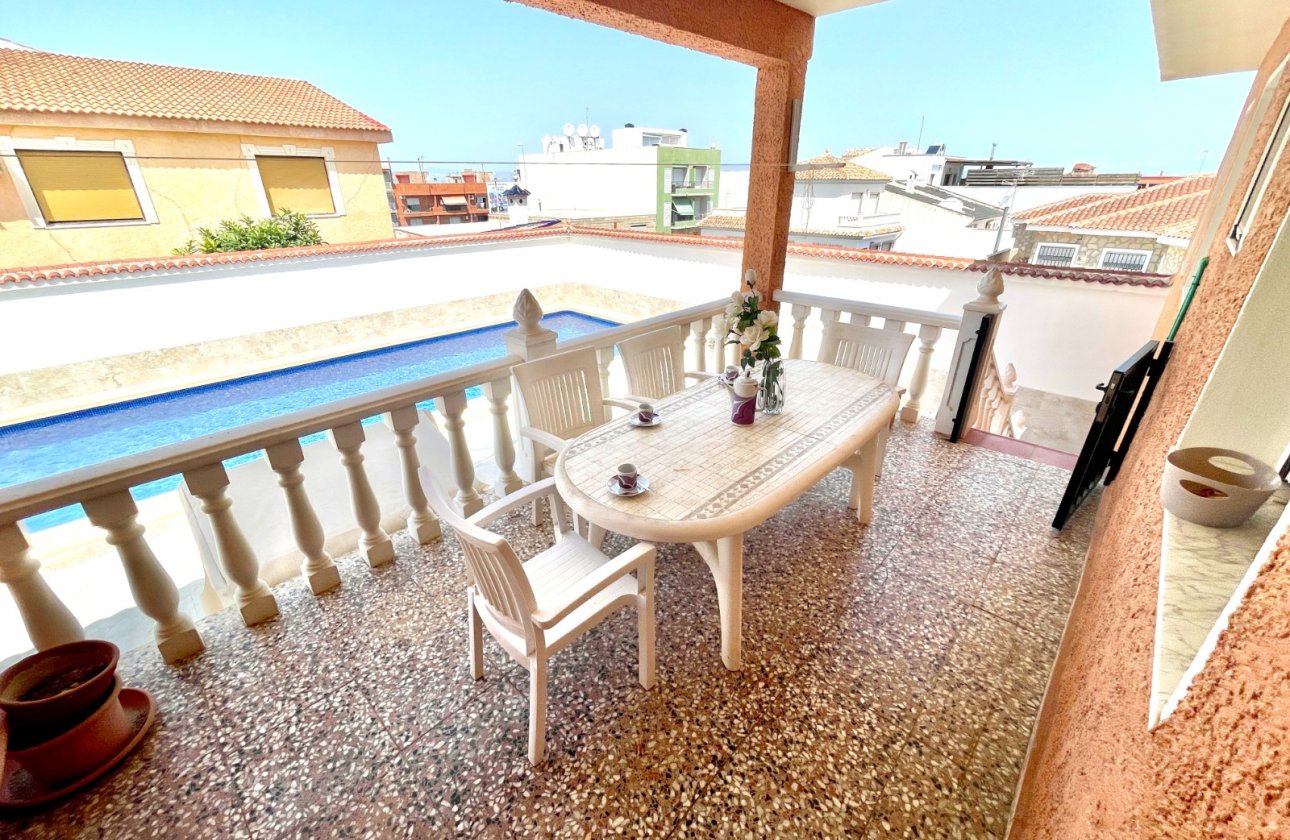 Resale - Villa -
Benijofar - Costa Blanca