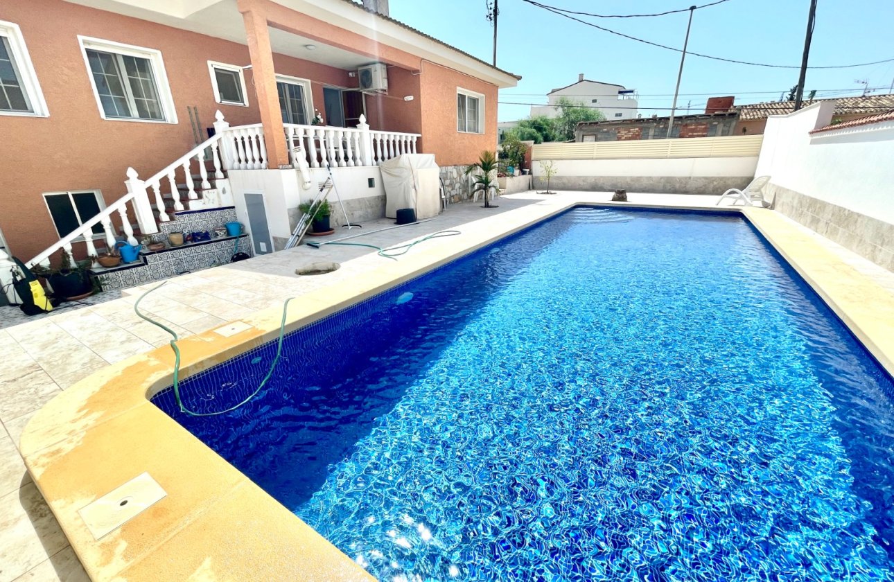 Resale - Villa -
Benijofar - Costa Blanca