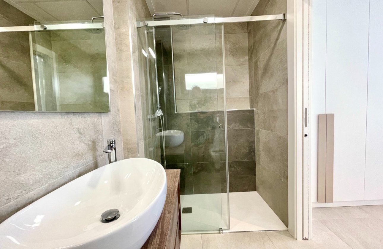 Resale - Villa -
Benijofar - Costa Blanca