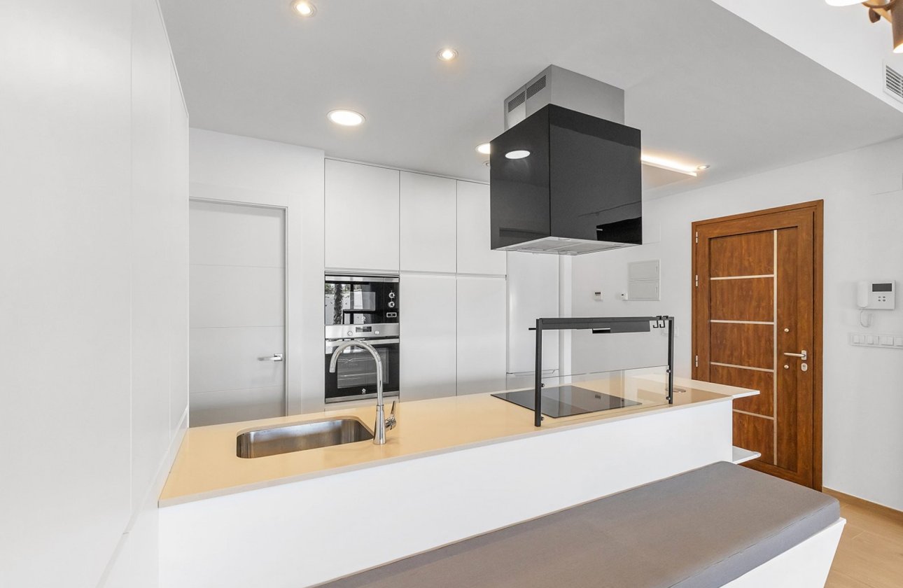 Resale - Villa -
Benijofar - Costa Blanca